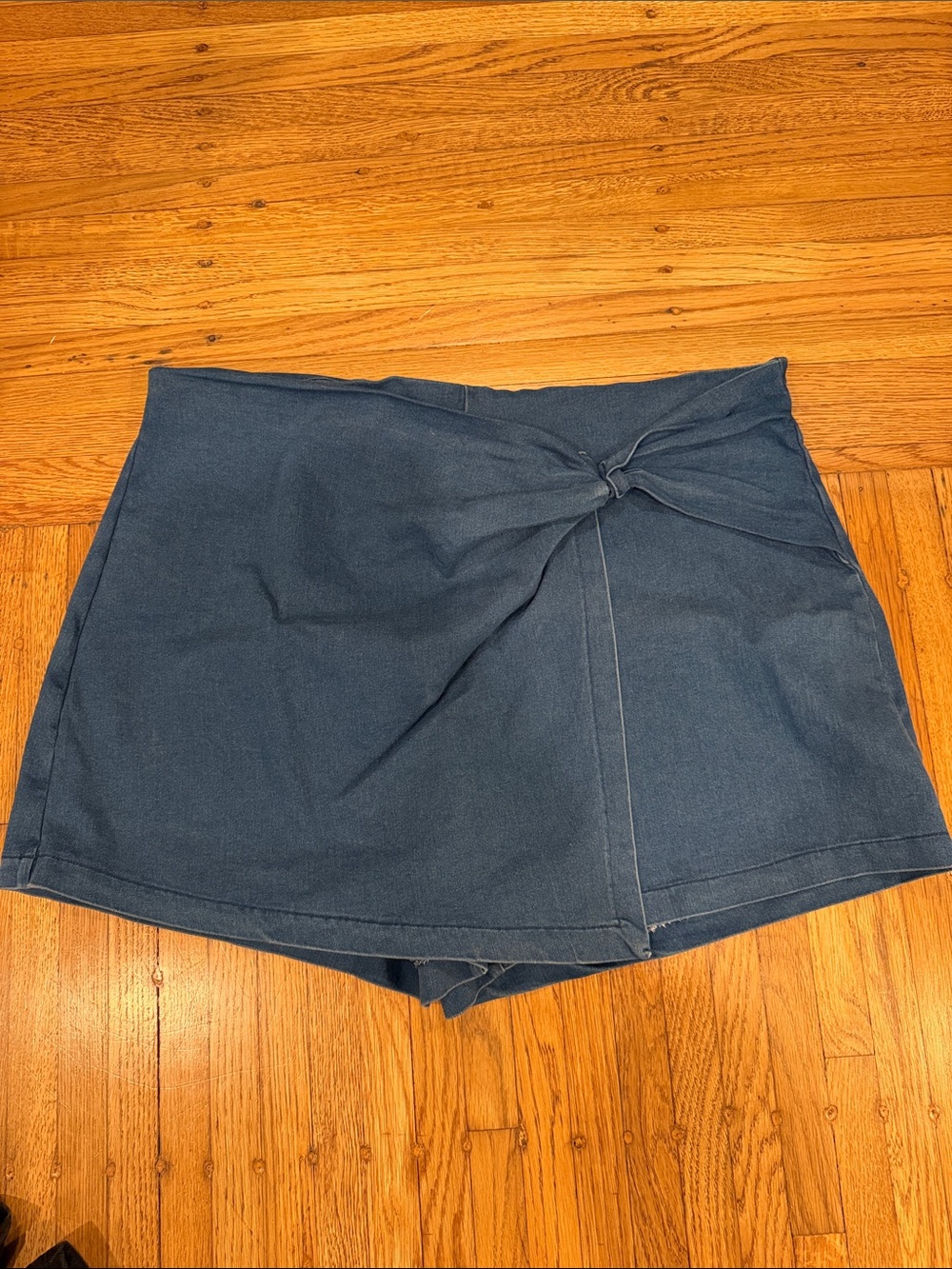 Women's Twist-Knot Navy Skort Shorts